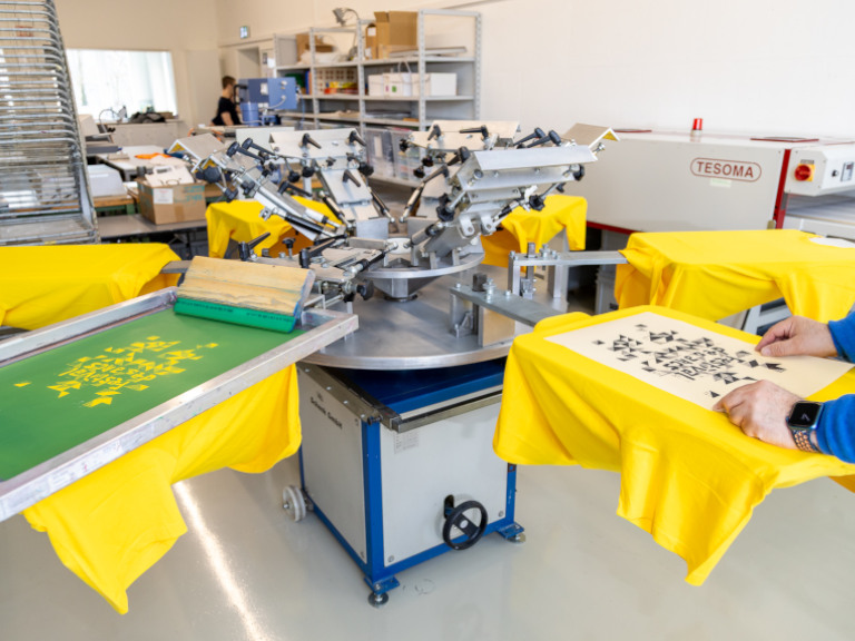 Individuell bedruckte Produkte im Siebdruck und Digitaldruck